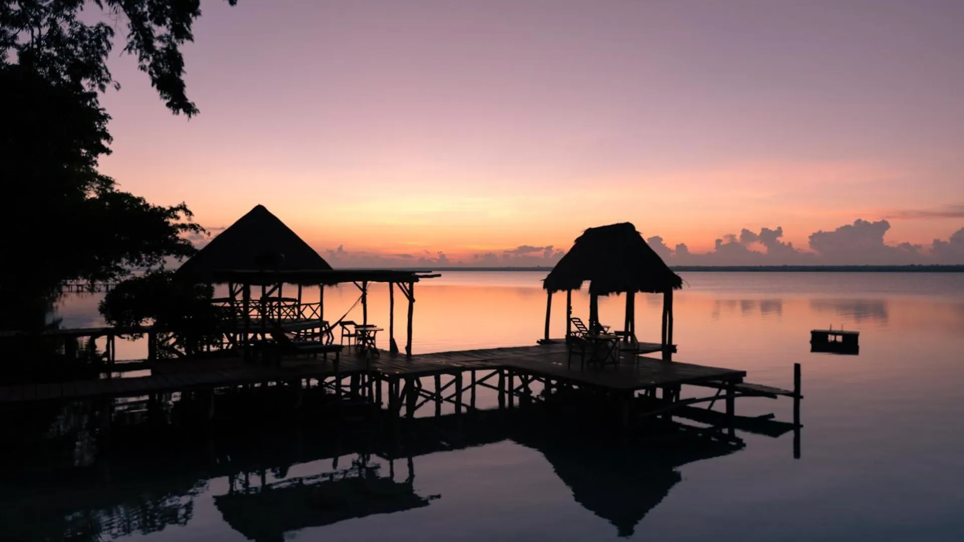 B 7 Blue Bacalar Apartment Mexico